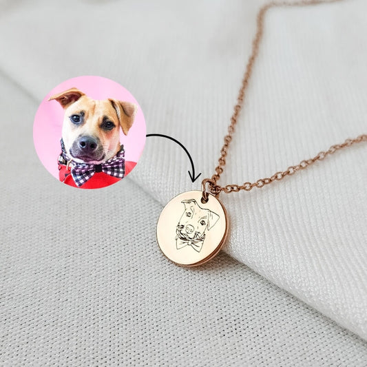 Pet portrait pendant necklace